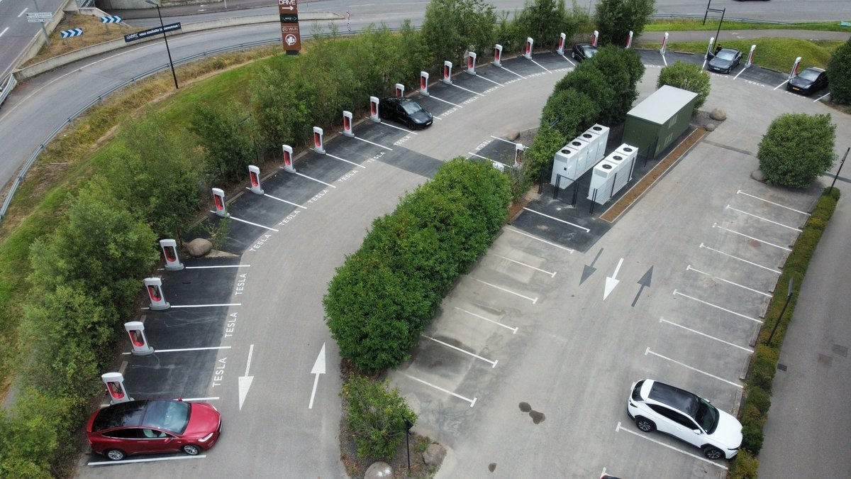 Nueva subida de precio de los SuperChargers Tesla Comunitat Valenciana